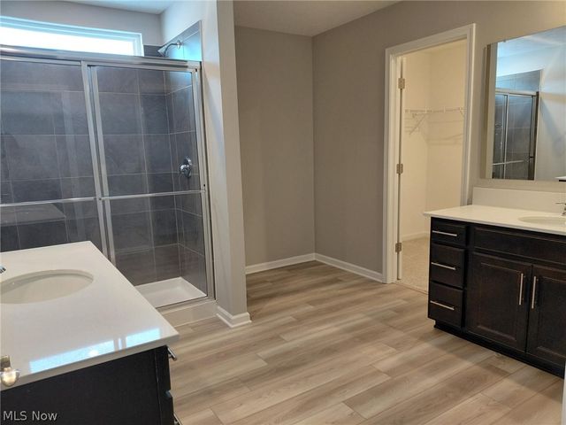 3777 Golden Wood Way, Green, OH 44685