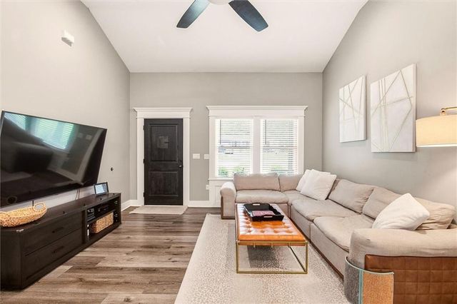 5005 WELBORN Lane, Kansas City, KS 66104
