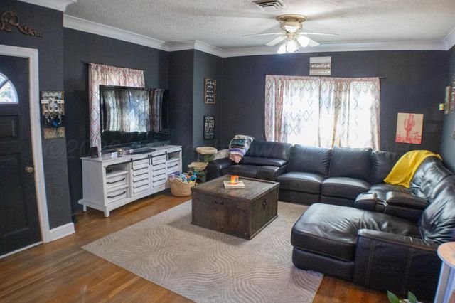 1229 CHRISTINE Street, Pampa, TX 79065