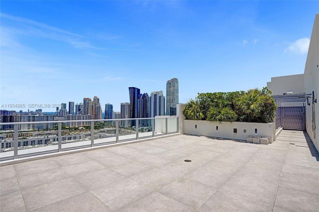 300 Sunny Isles Blvd 4-TS-04, Sunny Isles Beach, FL 33160