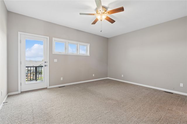 5012 Hay Field Court SW, Cedar Rapids, IA 52404