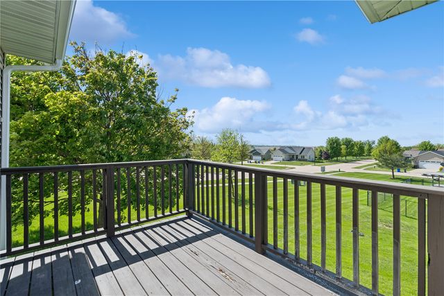 5012 Hay Field Court SW, Cedar Rapids, IA 52404