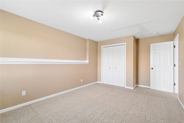 5012 Hay Field Court SW, Cedar Rapids, IA 52404