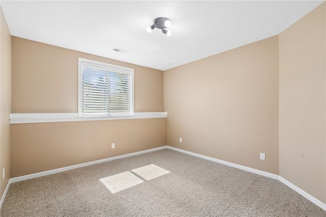 5012 Hay Field Court SW, Cedar Rapids, IA 52404