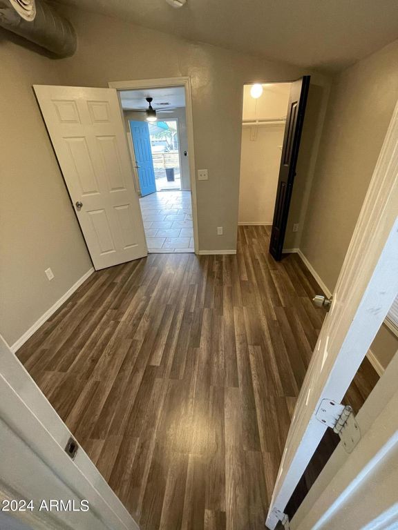 property-img