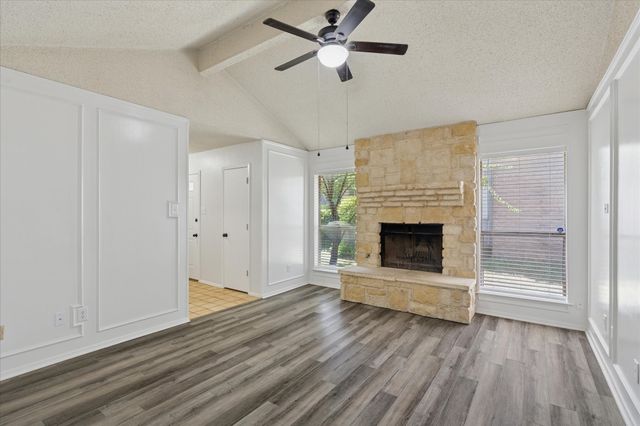 2106 Valleywood Drive, Arlington, TX 76013