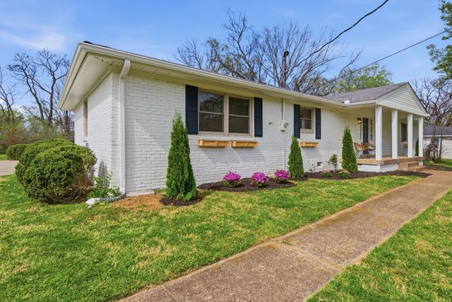 202 Harpeth Hills Dr, Franklin, TN 37069