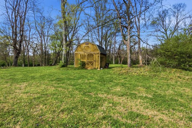 202 Harpeth Hills Dr, Franklin, TN 37069