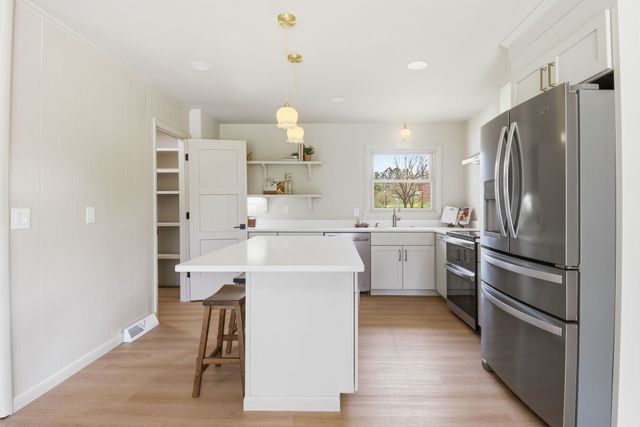 202 Harpeth Hills Dr, Franklin, TN 37069