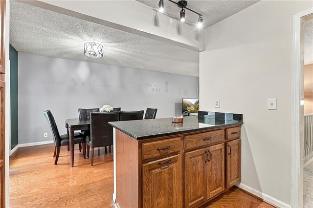 1112 Randall Road, Lawrence, KS 66049
