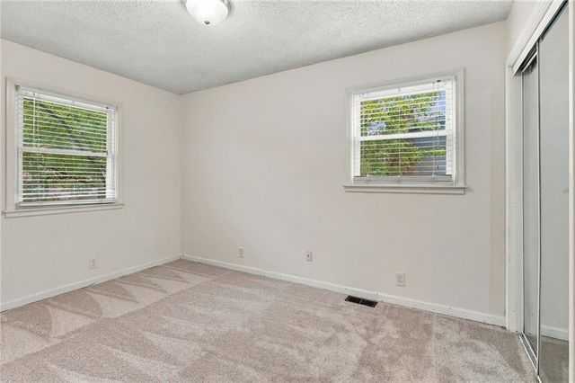 1112 Randall Road, Lawrence, KS 66049