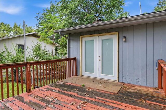 1112 Randall Road, Lawrence, KS 66049