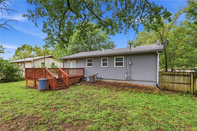 1112 Randall Road, Lawrence, KS 66049