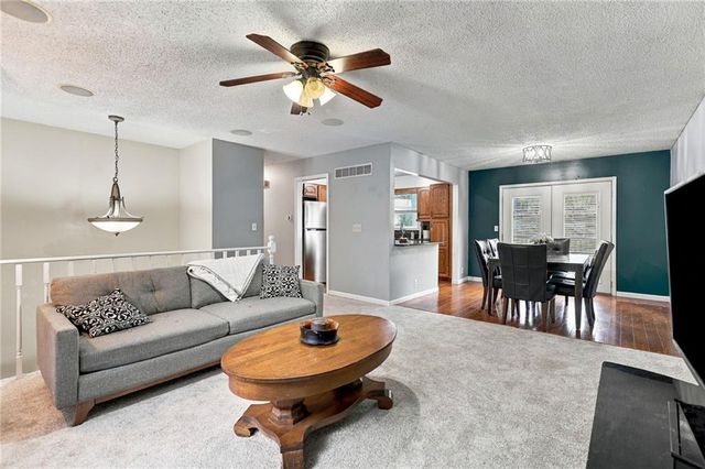 1112 Randall Road, Lawrence, KS 66049