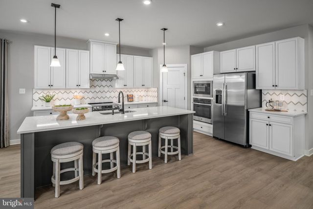 9208 PARKFIELD AVE, Waldorf, MD 20603