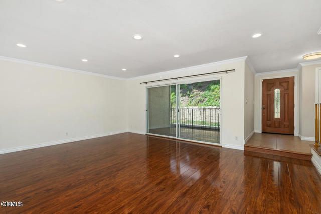 9503 Via Venezia, Burbank, CA 91504