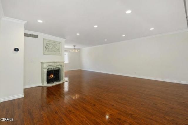 9503 Via Venezia, Burbank, CA 91504