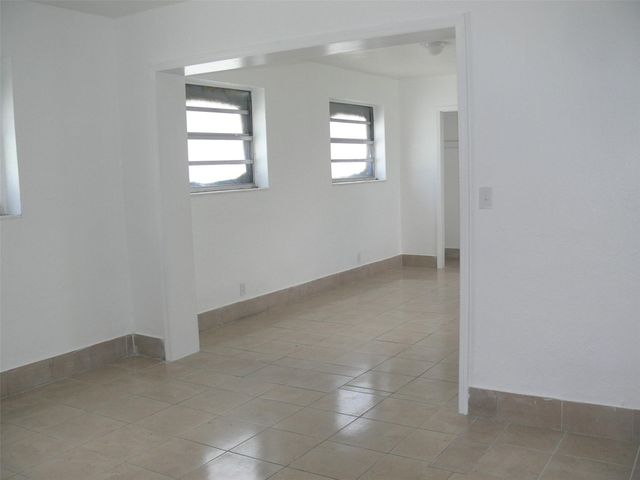 870 NW 84th Street, Miami, FL 33150