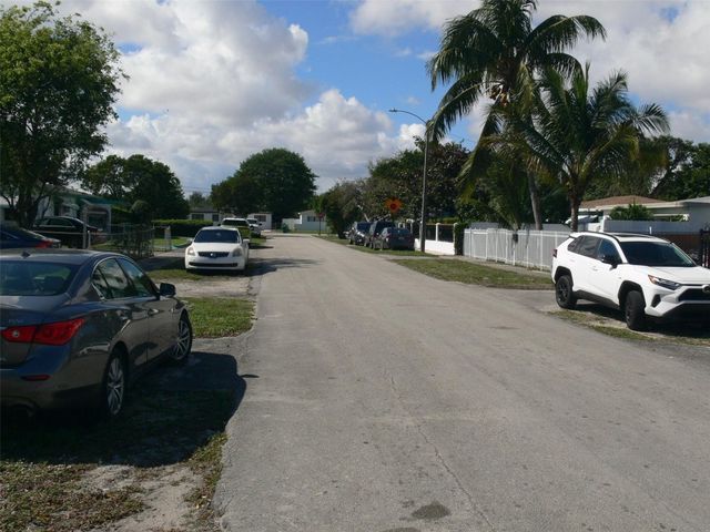 870 NW 84th Street, Miami, FL 33150