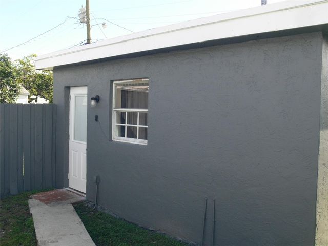 870 NW 84th Street, Miami, FL 33150