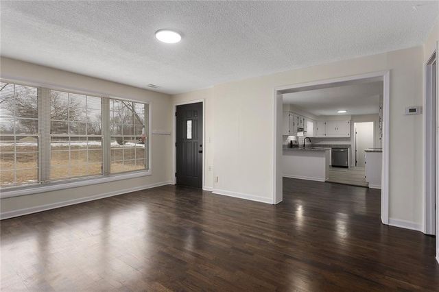 1219 NE 88th Street, Kansas City, MO 64155