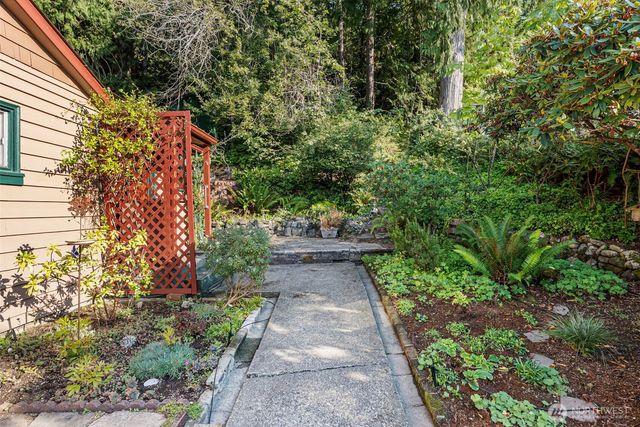 13275 Seabeck Highway NW, Seabeck, WA 98380