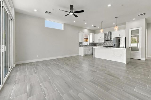 51304 Avenida Vallejo, La Quinta, CA 92253