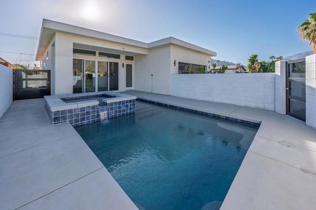 51304 Avenida Vallejo, La Quinta, CA 92253