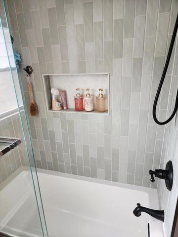 1323 Northview ROAD, Waukesha, WI 53188