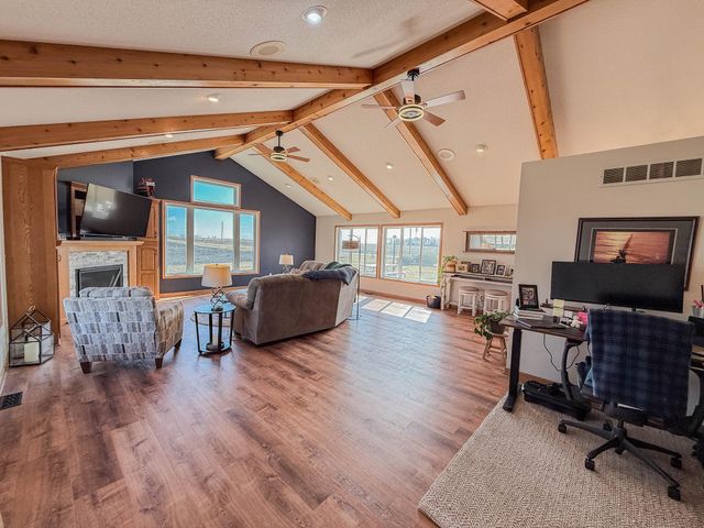 18522 15th Street SW, Blomkest, MN 56216