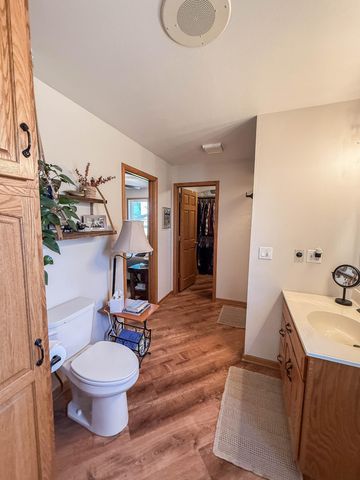 18522 15th Street SW, Blomkest, MN 56216