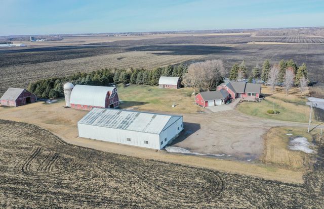 18522 15th Street SW, Blomkest, MN 56216