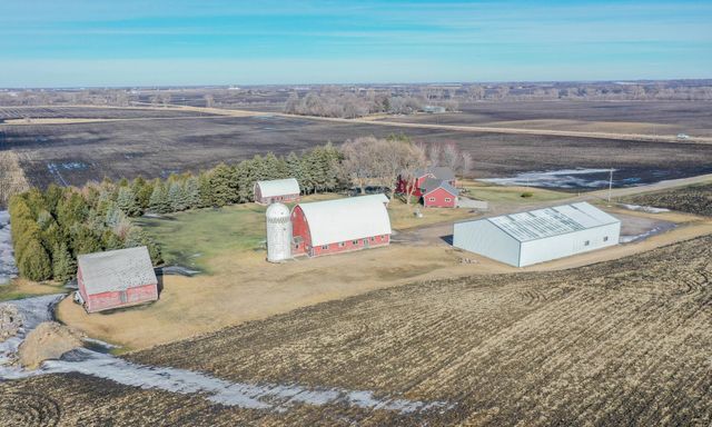 18522 15th Street SW, Blomkest, MN 56216