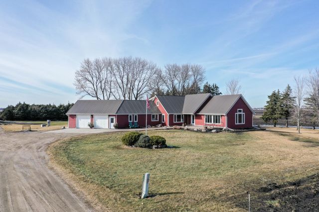 18522 15th Street SW, Blomkest, MN 56216