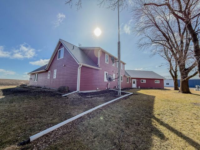 18522 15th Street SW, Blomkest, MN 56216