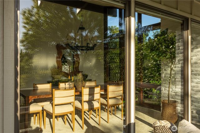 3853 81st Avenue SE, Mercer Island, WA 98040