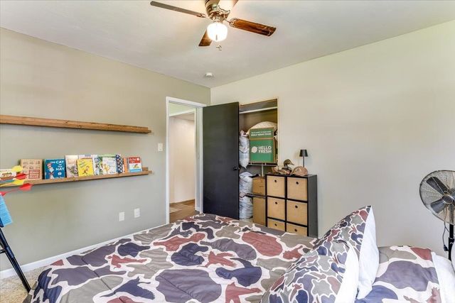 615 E 57th St S, Wichita, KS 67216