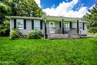 167 Strutt St, Oliver Springs, TN 37840