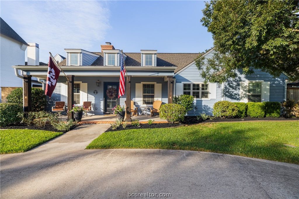 208 Pershing Avenue, College Station, TX 77840 — photo 3