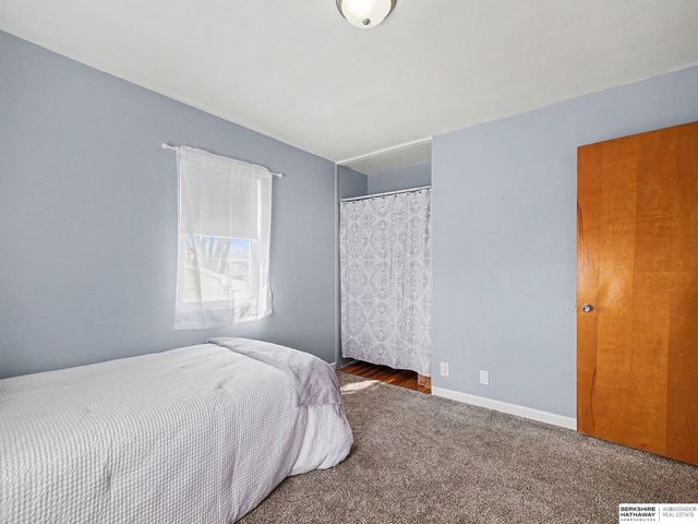 12116 Grover Street, Omaha, NE 68144