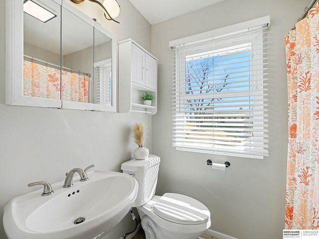 12116 Grover Street, Omaha, NE 68144