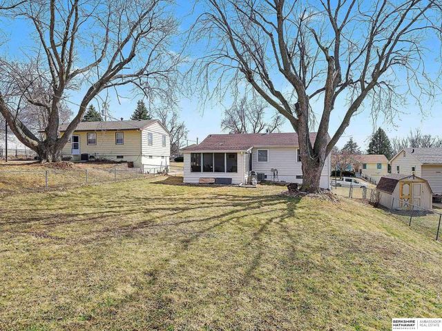 12116 Grover Street, Omaha, NE 68144