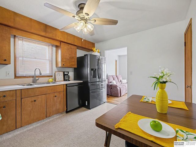 12116 Grover Street, Omaha, NE 68144