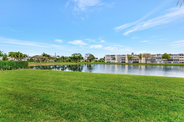 1072 Yarmouth D, Boca Raton, FL 33434