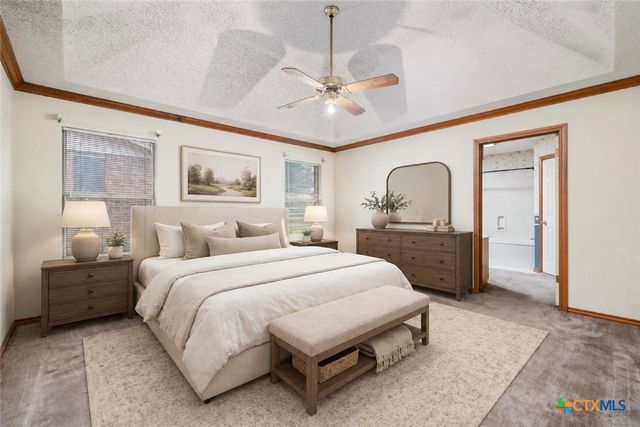 233 Hilltop Drive, Seguin, TX 78155