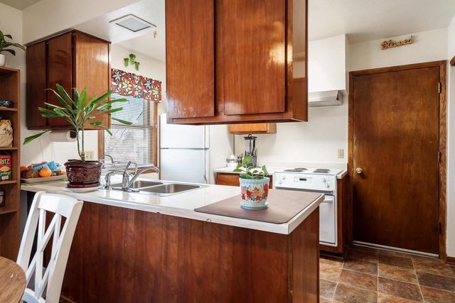 602 W Hilltop Trail, Fort Atkinson, WI 53538