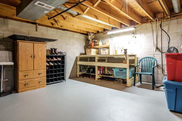 602 W Hilltop Trail, Fort Atkinson, WI 53538