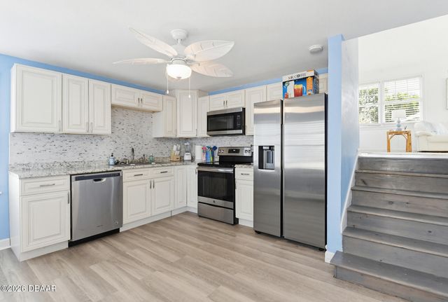 405 Wisteria Road, Daytona Beach, FL 32118