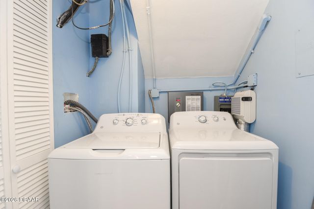 405 Wisteria Road, Daytona Beach, FL 32118