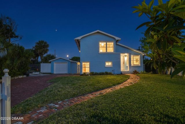 405 Wisteria Road, Daytona Beach, FL 32118